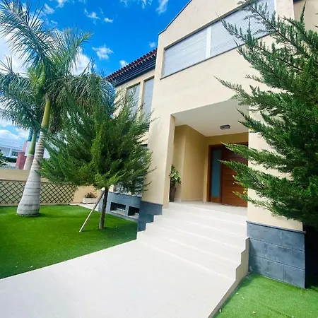 Willa 5 Bedrooms Villa With Sea View Private Pool And Enclosed Garden At Costa Adeje 2 Km Away From The Beach