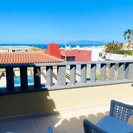 Willa 5 Bedrooms Villa With Sea View Private Pool And Enclosed Garden At Costa Adeje 2 Km Away From The Beach Costa Adeje (Tenerife)