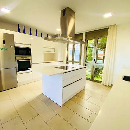 Villa 5 Bedrooms Villa With Sea View Private Pool And Enclosed Garden At Costa Adeje 2 Km Away From The Beach